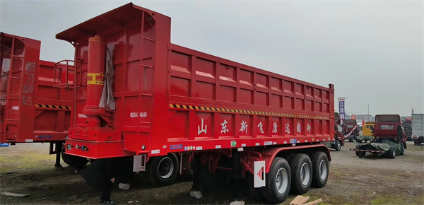 拖翻自卸車生產(chǎn)廠家