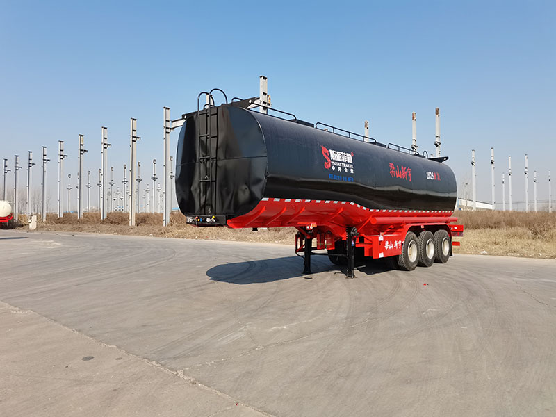 普通液體運輸半掛車廠