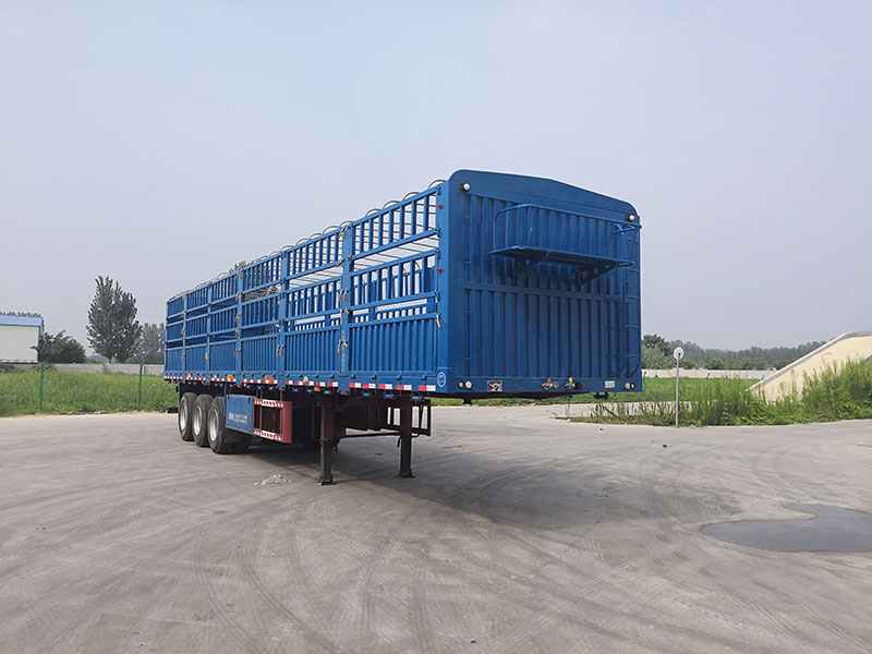 倉(cāng)欄運(yùn)輸半掛車(chē)廠(chǎng)家