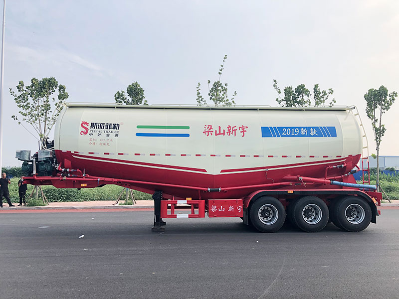 粉粒物料運(yùn)輸車 粉粒物料運(yùn)輸車
